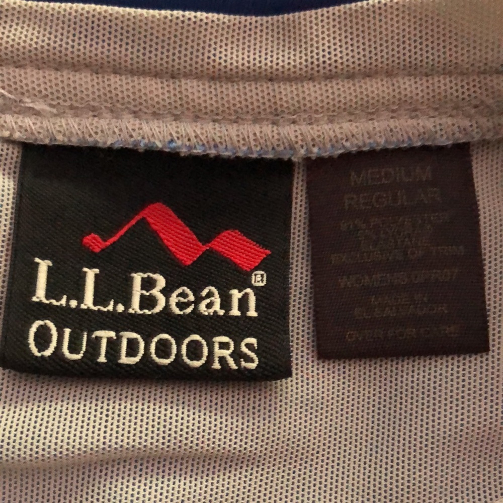 L.L. Bean Blue Sleeveless Zip Neck Tank size Medium - Picture 9 of 11